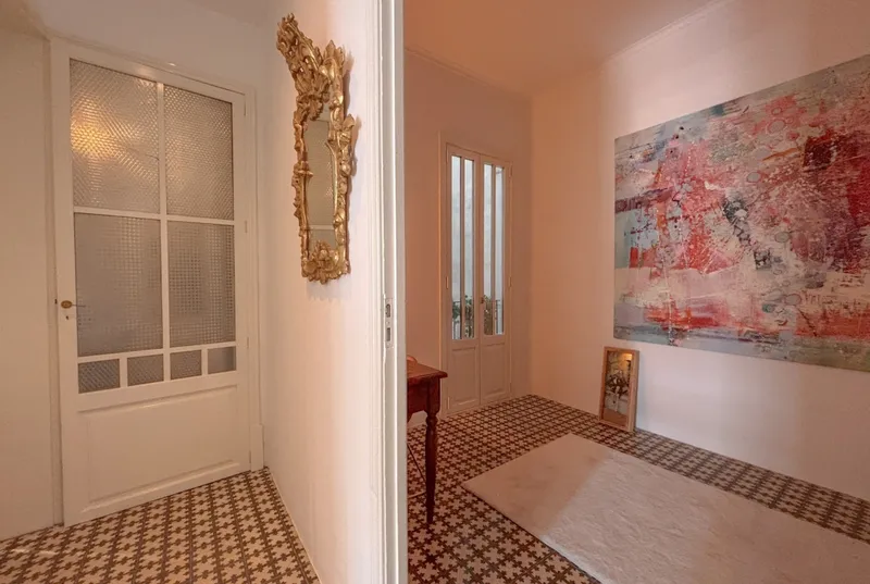 Exclusive apartment with lots of character in Palma — photo 9