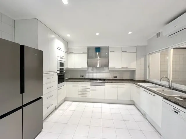 Apartment for rent in Jaume III, Palma de Mallorca — photo 2