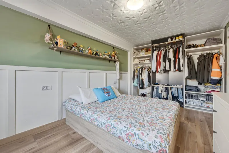 Spacious exterior flat with terrace and lift — photo 5