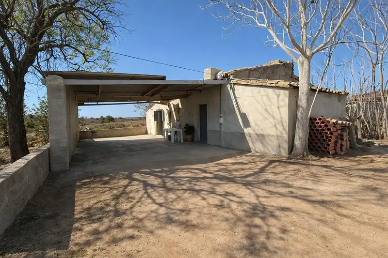 Rustic Finca with Potential in Inca - Unique Opportunity — photo 2