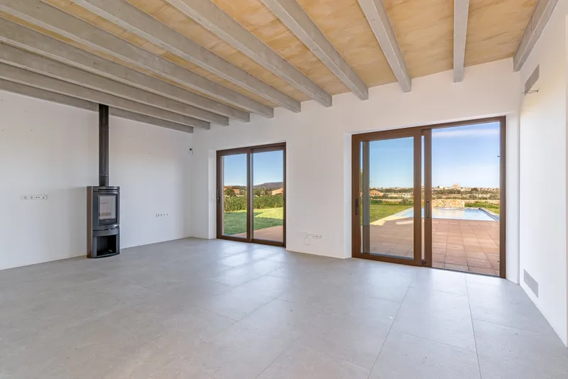 Finca in Santanyi - Large pool with house view — photo 6