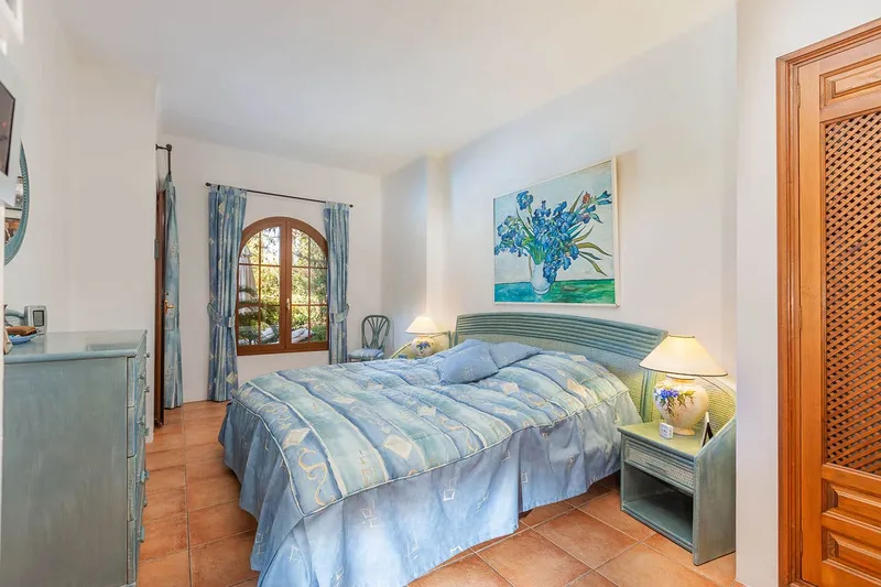 Villa with Mediterranean flair directly at the golf course — photo 11