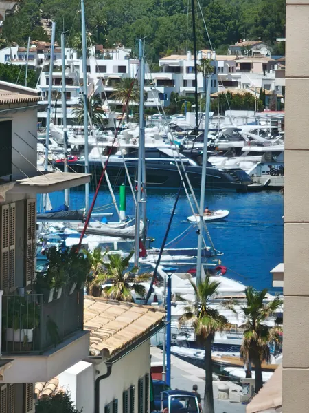 Apartment for sale in Port d'Andratx – Harbor location with terrace, side sea view and underground parking — photo 1