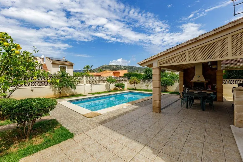 Luxury home in Bunyola, Province of Balearic Islands — photo 1
