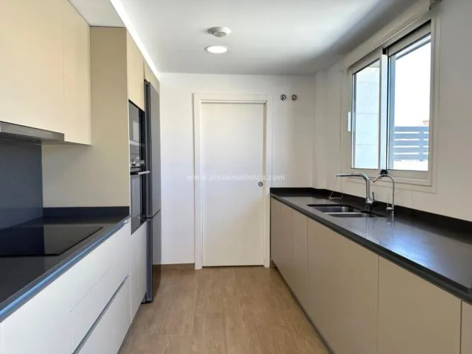 Penthouse. Palma de Mallorca, S'Escorxador Area — photo 10