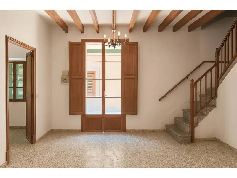 Historic Charm in the Heart of Sineu - A Unique Opportunity in Mallorca — photo 5