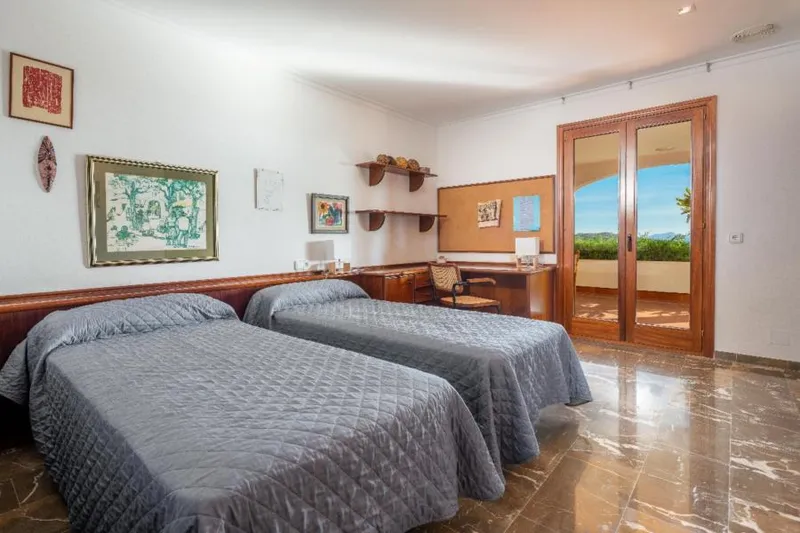Exclusive villa set in an elevated position with panoramic views over the bay of Puerto de Pollensa — photo 10