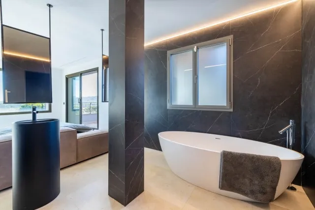 Brand new villa with garden and swimming pool for sale in Port Adriano, Mallorca — photo 9