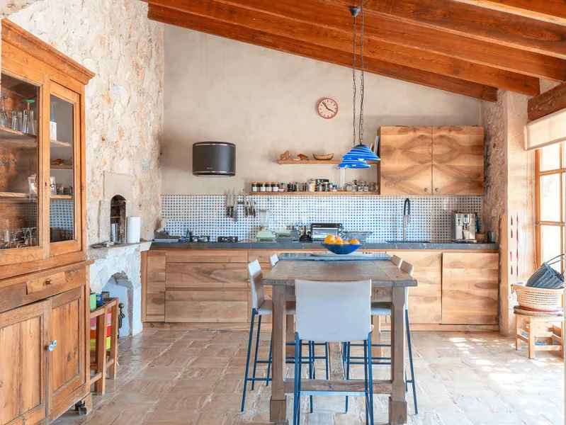 Farm with cellar and stables in Pollensa — photo 10