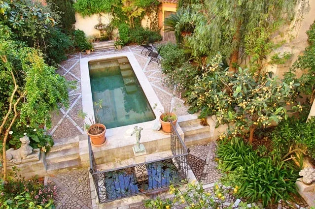 Amazing sixteenth-century palace with garden and pool situated in the historic centre of Sóller in Mallorca — photo 4