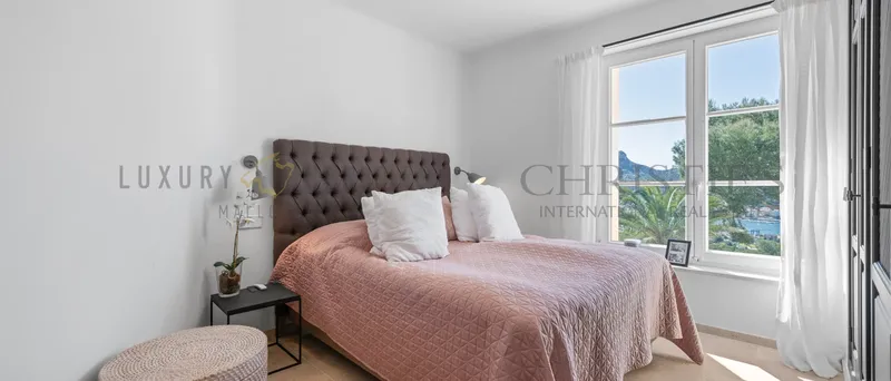 Mediterranean natural stone villa in Puerto de Andratx with panoramic views of the harbor and sea — photo 12
