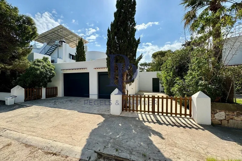 Top renovated house with rental license near the beach — photo 3