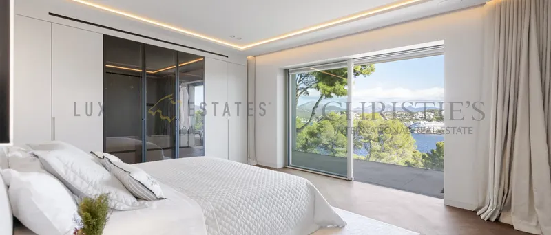Modern villa in Santa Ponsa with amazing views — photo 11