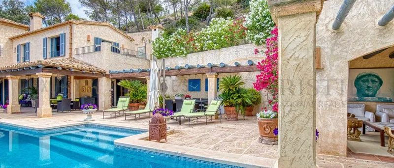 Mediterranean villa in Puerto Andratx with sea view and guest house in Mallorca — photo 1