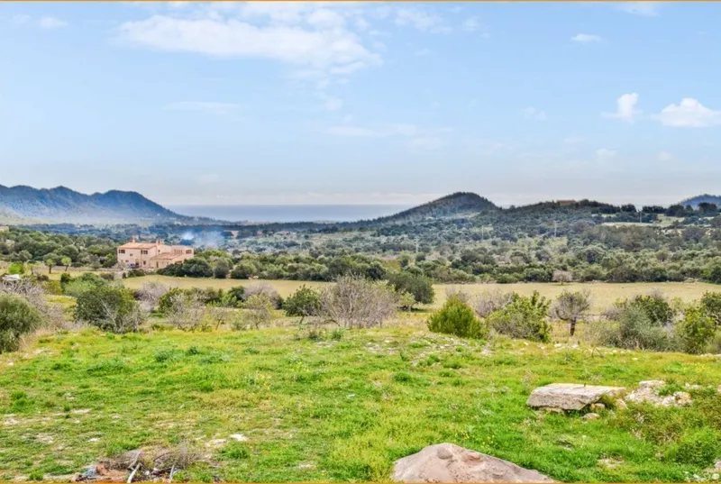 Finca with sea views in Son Servera — photo 1