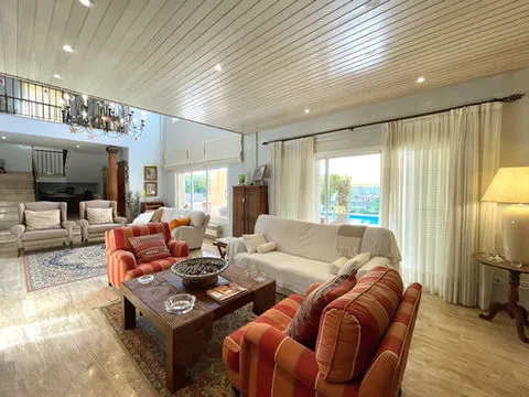 Elegant villa for sale in Sant Marçal with pool and views of the Bay of Palma — photo 11