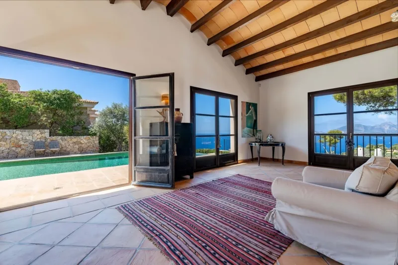 Timeless sea-facing retreat elevated above Puerto Andratx with holiday rental license — photo 7