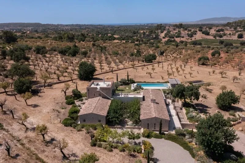High-standing rustic finca with incredible views to the sea between Alaró and Santa Maria del Camí — photo 1