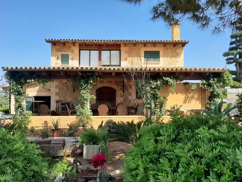 Exclusive property in Sencelles - plot with olive grove and tourist license ETV — photo 1