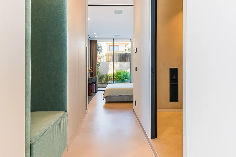 Modern villa with two pools and panoramic terrace in the exclusive area of Bendinat — photo 12