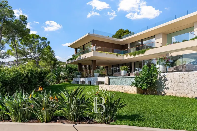 Luxury Villa in Portals Nous with 7 Bedrooms, Sea Views and Infinity Pool — photo 3