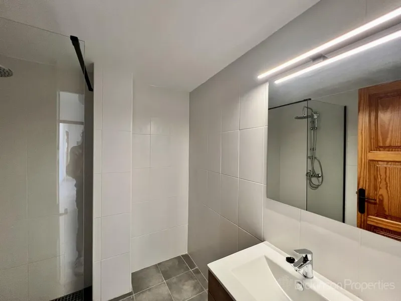 Apartment for sale in Port de Pollença, Pollença, Mallorca, Baleares, Spain — photo 8
