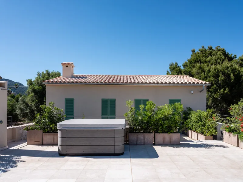 Newly built villa in Establiments — photo 12