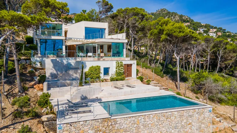 Villa for sale in Canyamel — photo 4