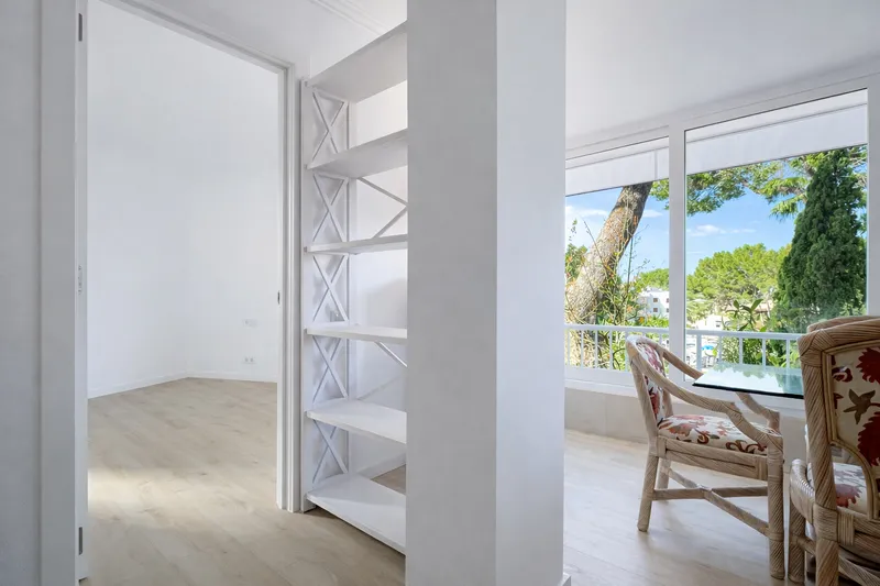 Completely renovated apartment a few steps from the beach in Santa Ponsa Mas — photo 8