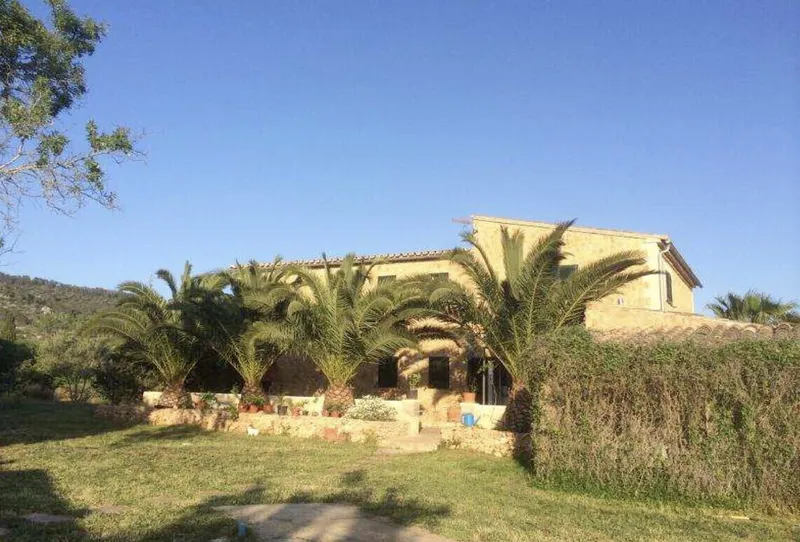 Natural stone finca with 4 bedrooms and pool near Llucmajor — photo 7