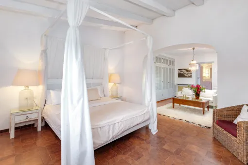 Capdepera, characterful finca oasis with sea views and 64 sqm pool - stylish living for seasonal rent in Capdepera — photo 12