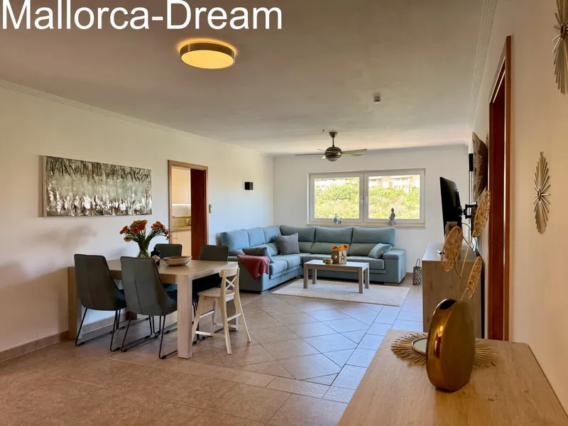 Cala Mandia: Exclusive Penthouse with Sea Views and Private Rooftop Terrace – Just a Short Walk from the Beach — photo 2