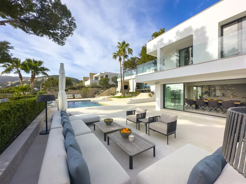 Short-term rental: Dream villa with sea views in Portals - Marcel Remus Real Estate — photo 4