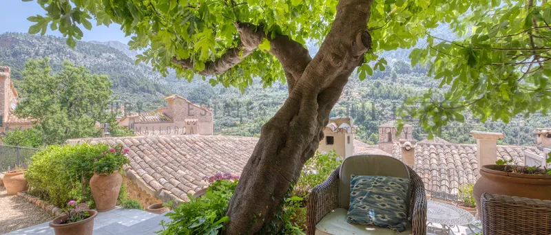 Charming renovated townhouse in Fornalutx with garden and mountain views — photo 1