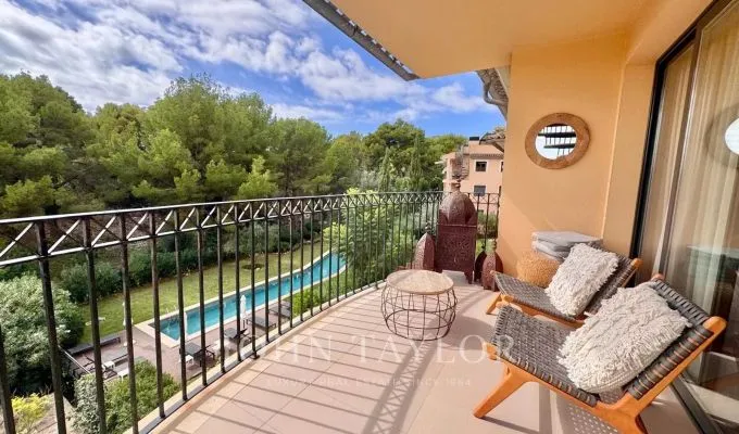 Penthouse for sale in Camp de Mar — photo 1