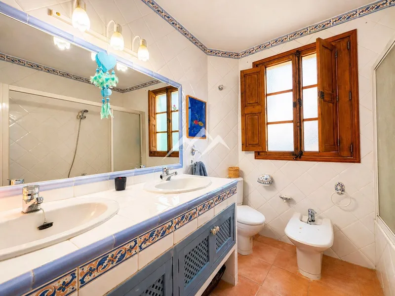 Grand stately apartment in the old town, Palma — photo 7