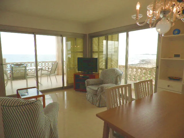 IA-180 Apartment on the first line in Sa Ràpita with sea views — photo 10