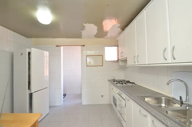 Interesting opportunity on Calle Indalecio Prieto, Palma — photo 2