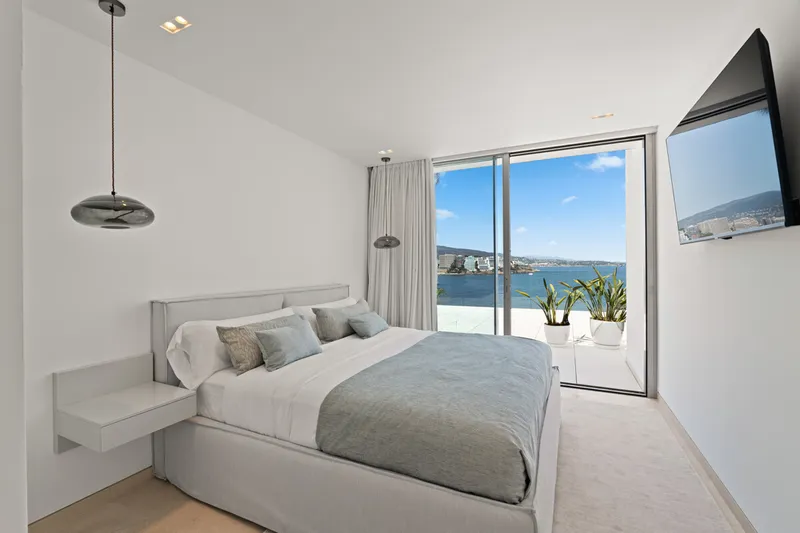 New construction luxury in Cala Vinyas on the first line of the sea - Marcel Remus Real Estate — photo 11