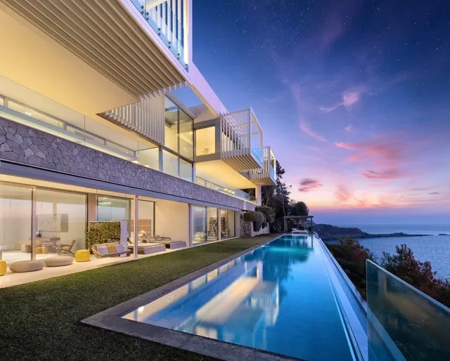 Ultimate luxury villa for sale overlooking the sea in Port Adriano, southwest Mallorca — photo 4
