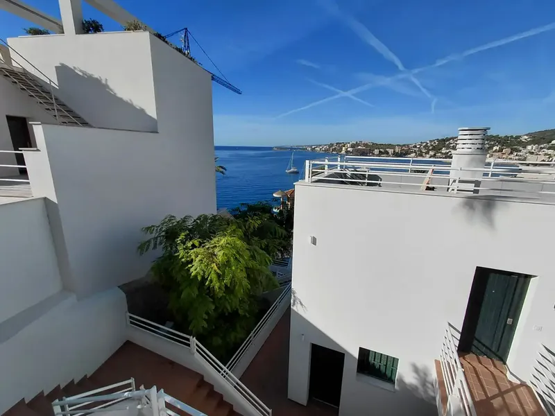 Bonito PISO con terraza y vistas al mar en PALMA zona CALA MAYOR, frente al Hotel Nixe Palace, muy cerca de la playa. Salón, 2 hab. , 1 baño — photo 4