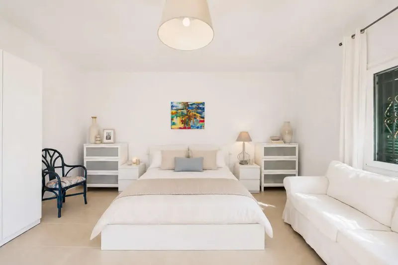Extraordinary ground floor apartment for rent in one of the most coveted areas of southeast Mallorca — photo 1