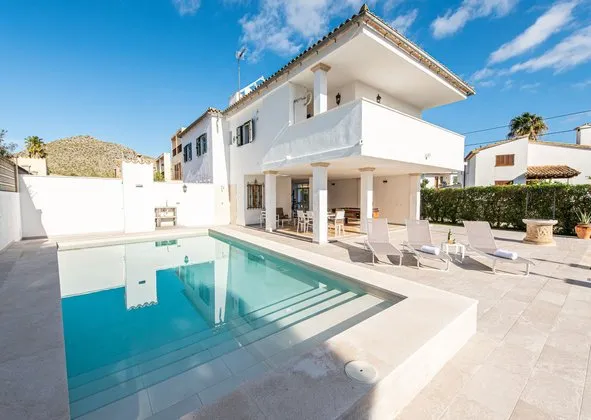 Detached house in Port de Pollença, Pollença — photo 1