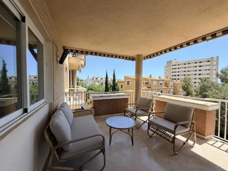 Discover this elegant first-class apartment located in the heart of Portals Nous, one of the residential and holiday areas — photo 2