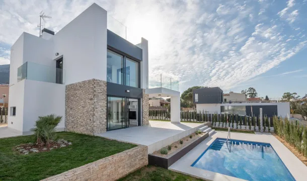 Detached luxury villa in Colonia Sant Pere beach — photo 4