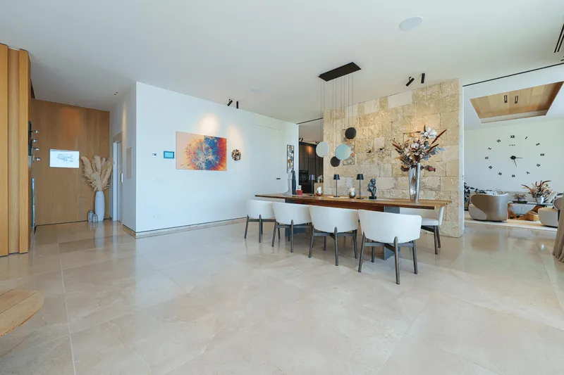 Villa with stunning sea views in Cala Llamp — photo 9