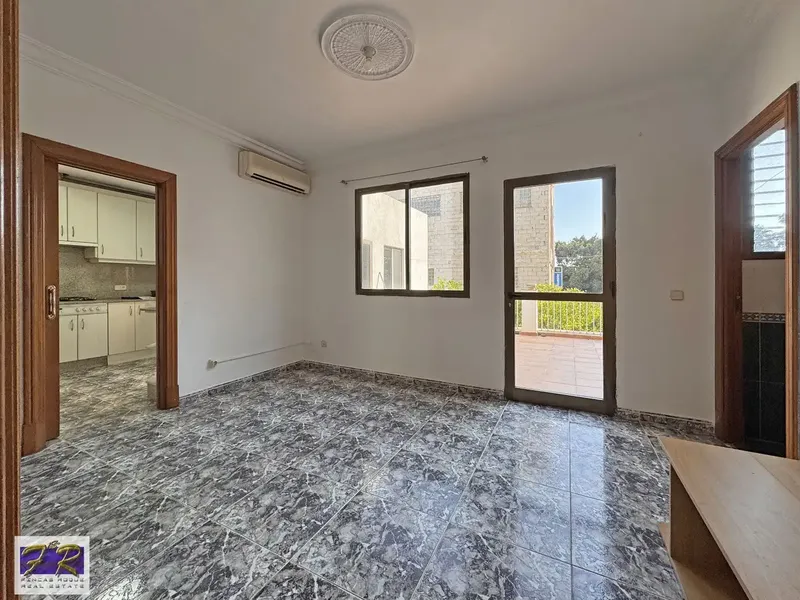 🏠 Single-family property with industrial garage, patio and complete home in the heart of Inca — photo 2
