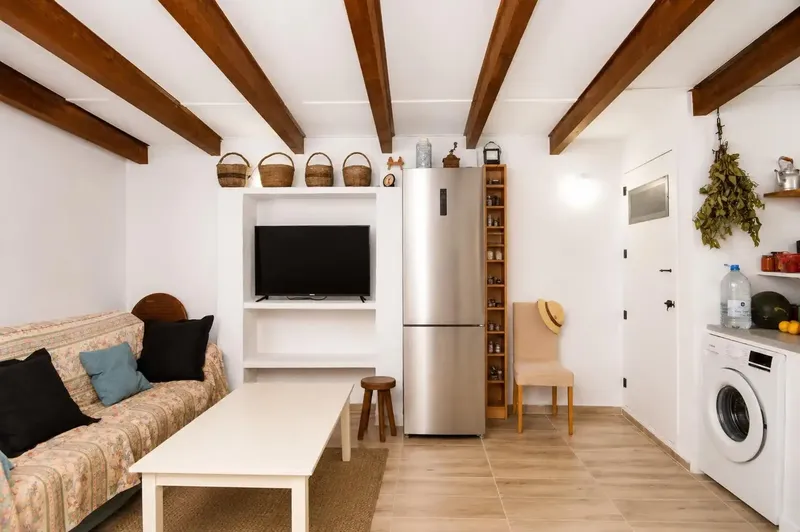 Rustic estate of 8,105 m2 with small house and washhouse in Sa Pobla — photo 5