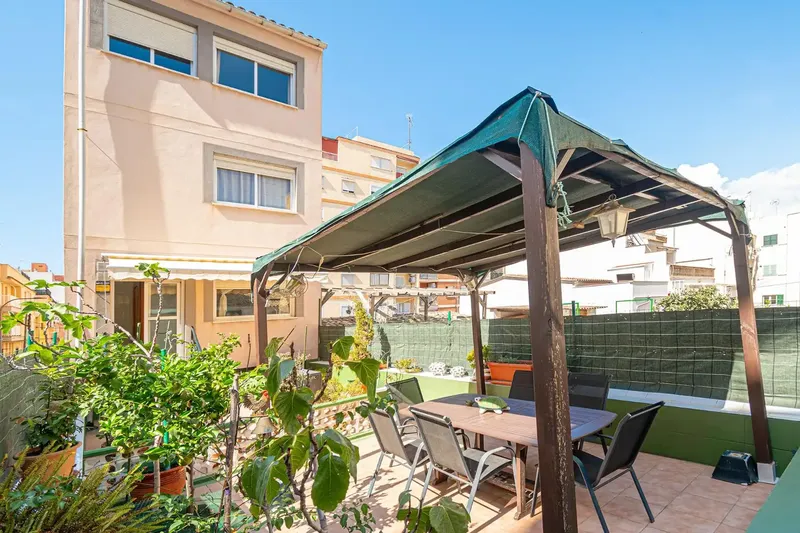Four-storey detached house with garage and magnificent terrace in Camp d'en Serralta, Palma — photo 1