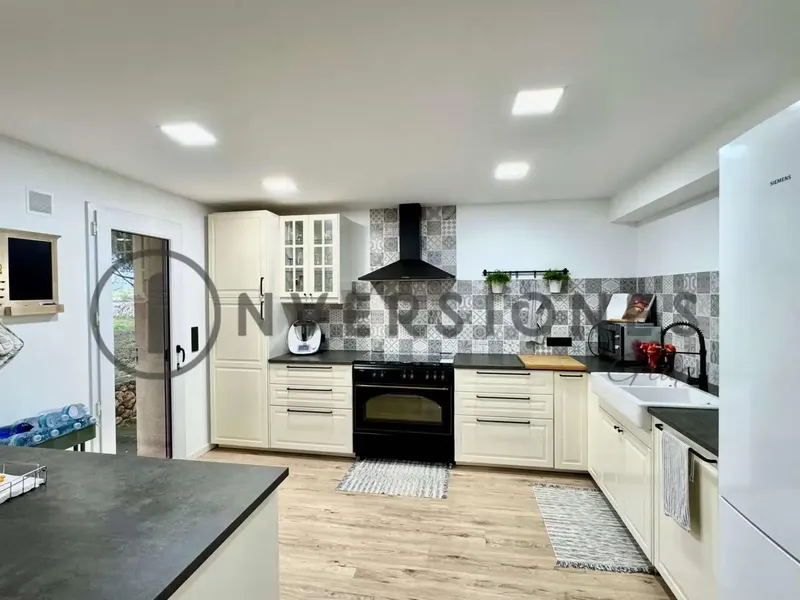 INVERSIONES GRUP REAL ESTATE BOUTIQUE presents this spectacular rustic finca on the outskirts of Felanitx, ideal for lovers of tranquility and nature, with the possibility of building a fully legal swimming pool. — photo 11
